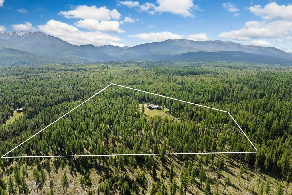 15645 North Fork Road Polebridge MT 59928