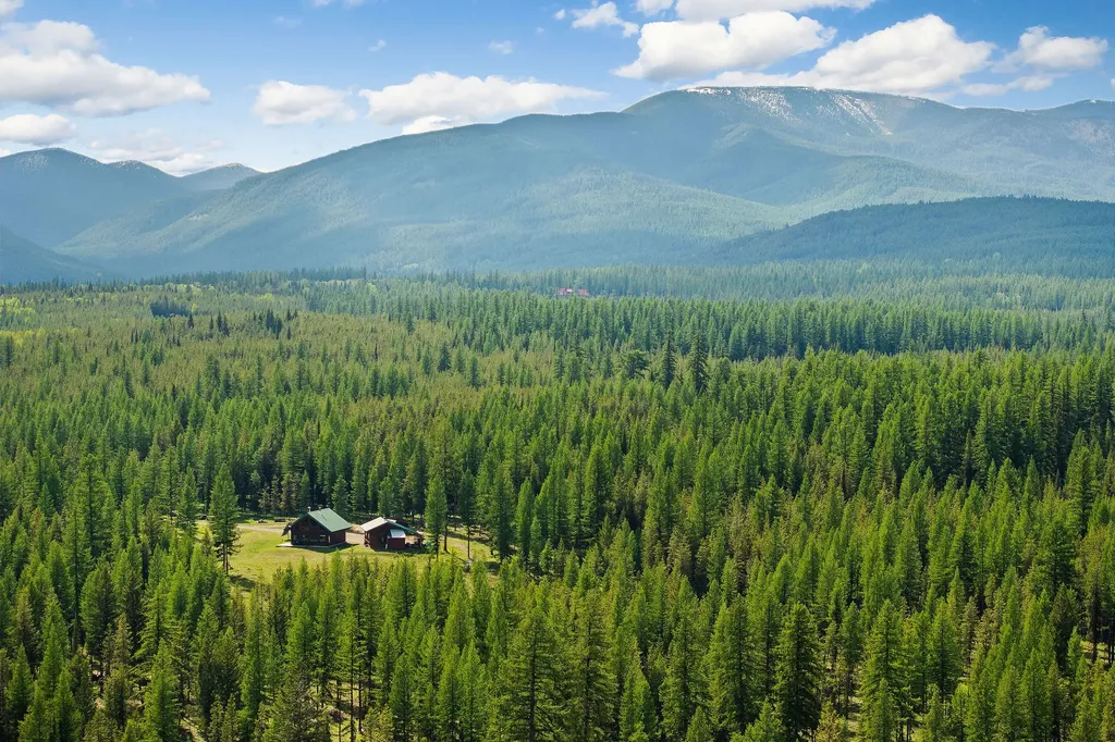 15645 North Fork Road Polebridge MT 59928