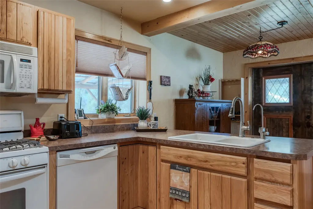 8240 Island Lake Road Marion MT 59925