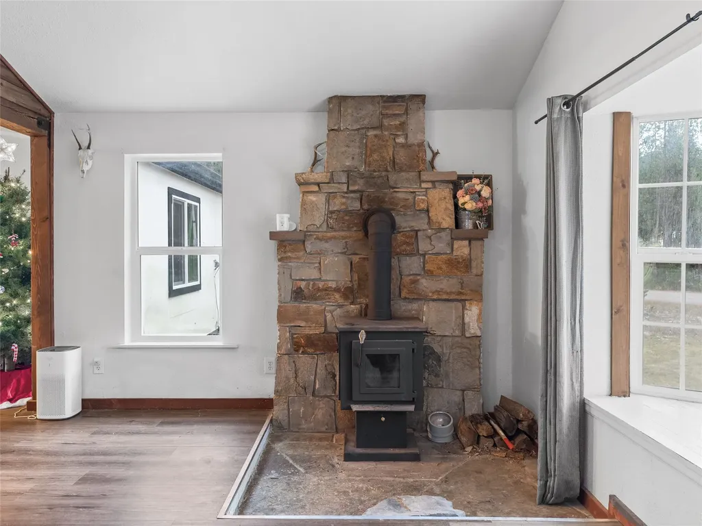 68 Jolly Hill Lane Marion MT 59925