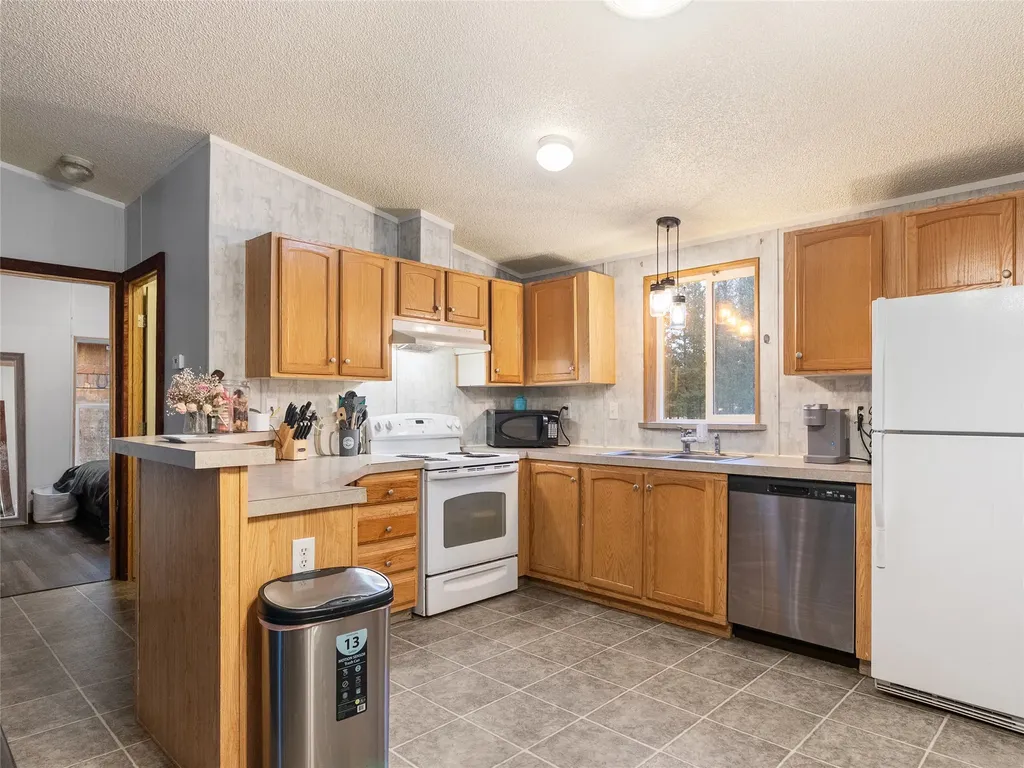 68 Jolly Hill Lane Marion MT 59925