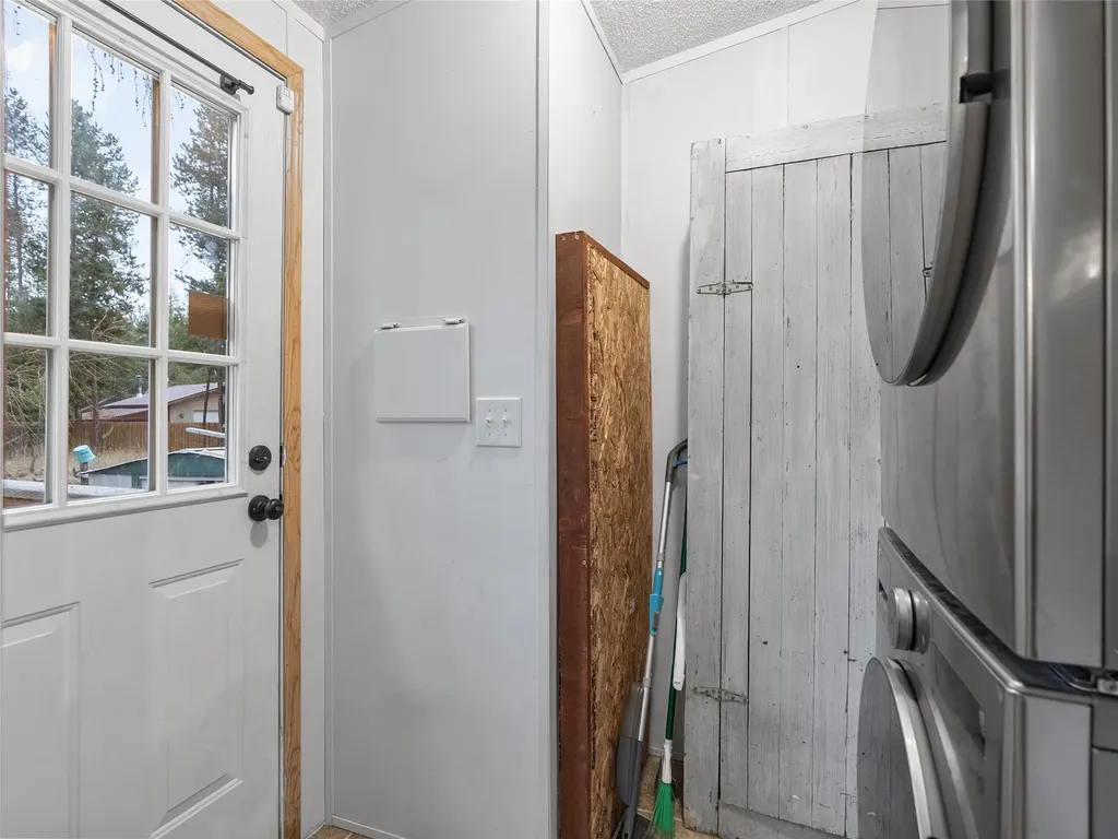 68 Jolly Hill Lane Marion MT 59925