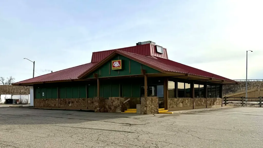 1406 S Haynes Avenue Miles City MT 59301