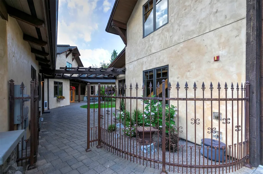 2201 Rafferty Lane Missoula MT 59804