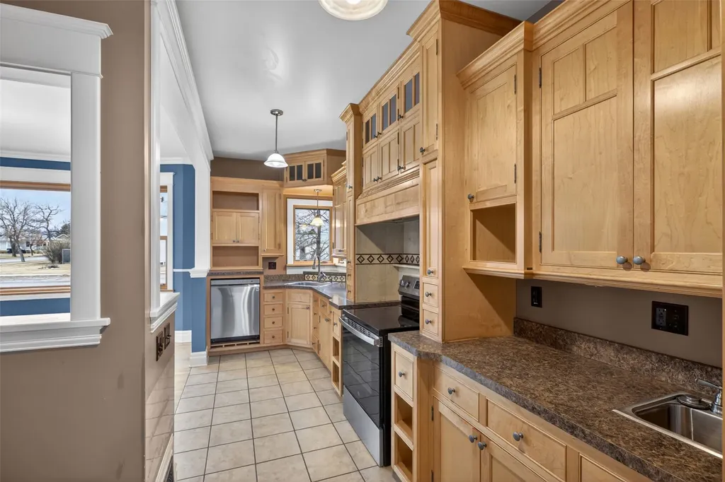 119 3rd Avenue S Stanford MT 59479