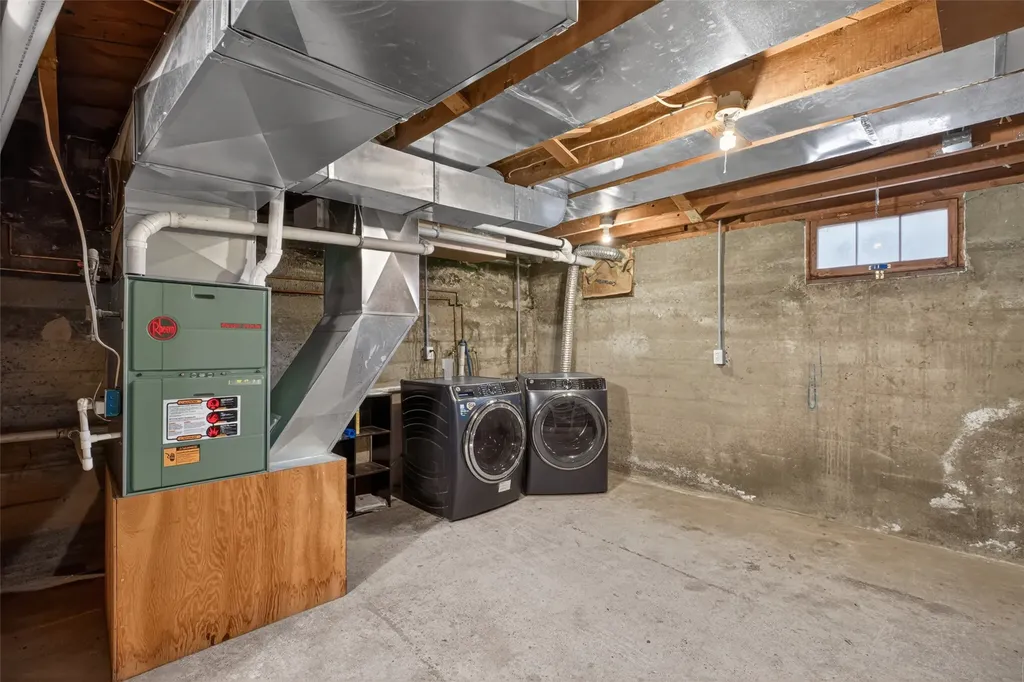 119 3rd Avenue S Stanford MT 59479
