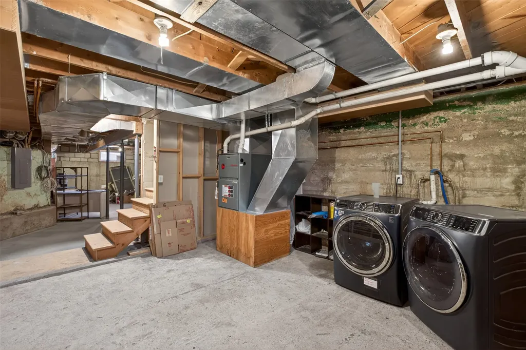 119 3rd Avenue S Stanford MT 59479