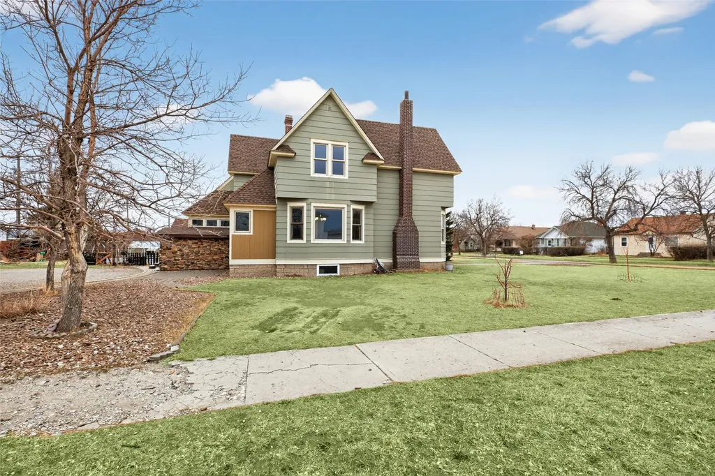 119 3rd Avenue S Stanford MT 59479