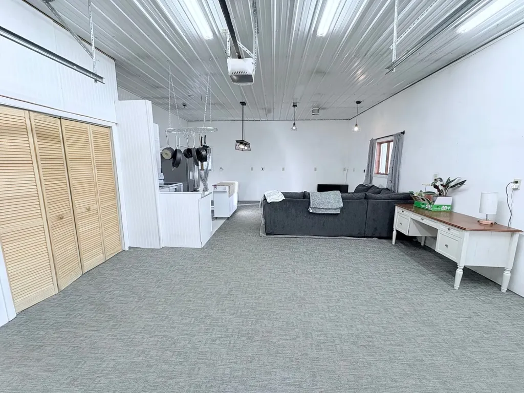 318 W Jackson Avenue Chester MT 59522