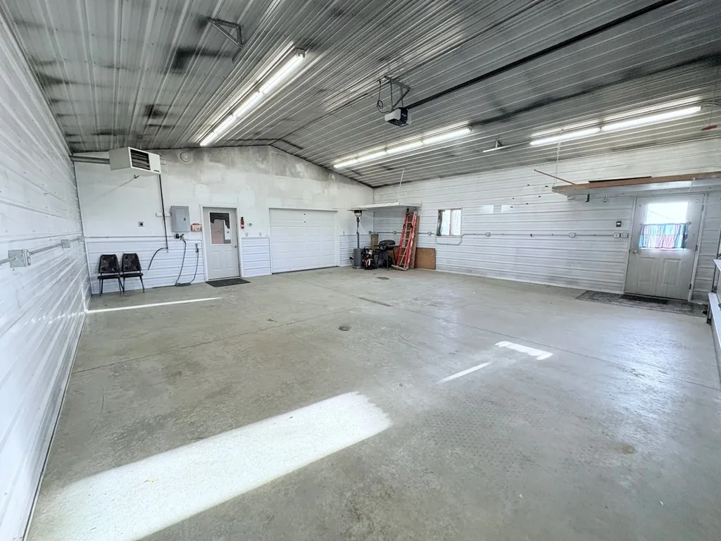318 W Jackson Avenue Chester MT 59522
