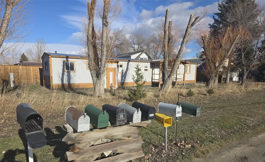 656 6th Avenue Victor MT 59875