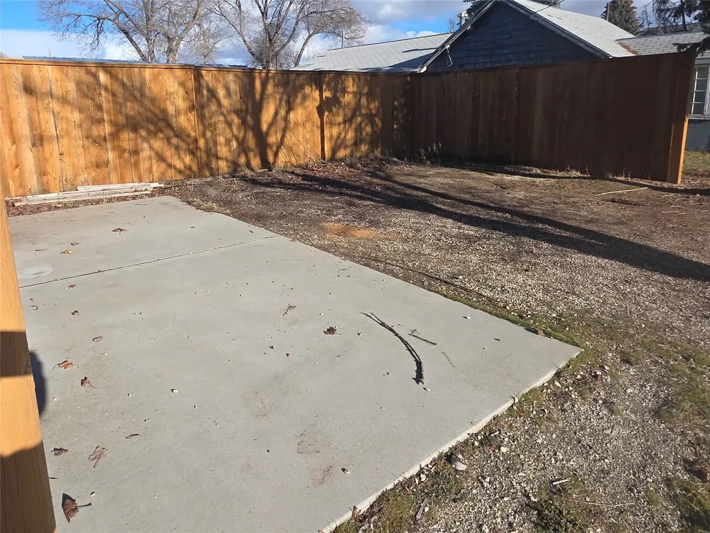 656 6th Avenue Victor MT 59875