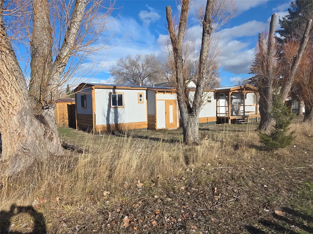 656 6th Avenue Victor MT 59875