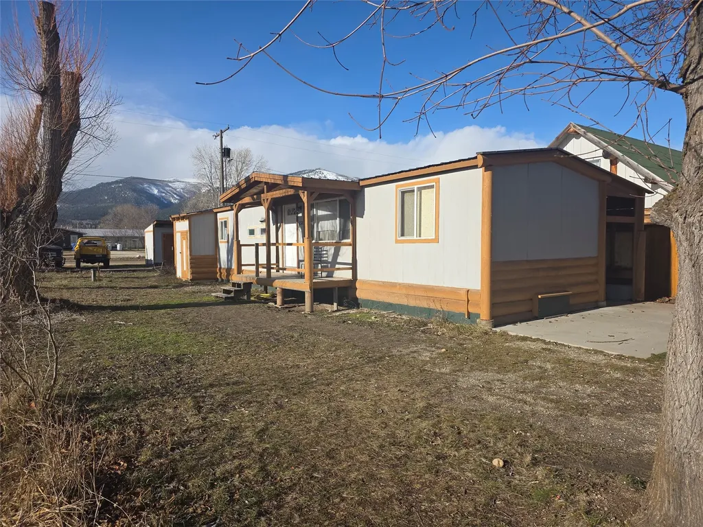 656 6th Avenue Victor MT 59875