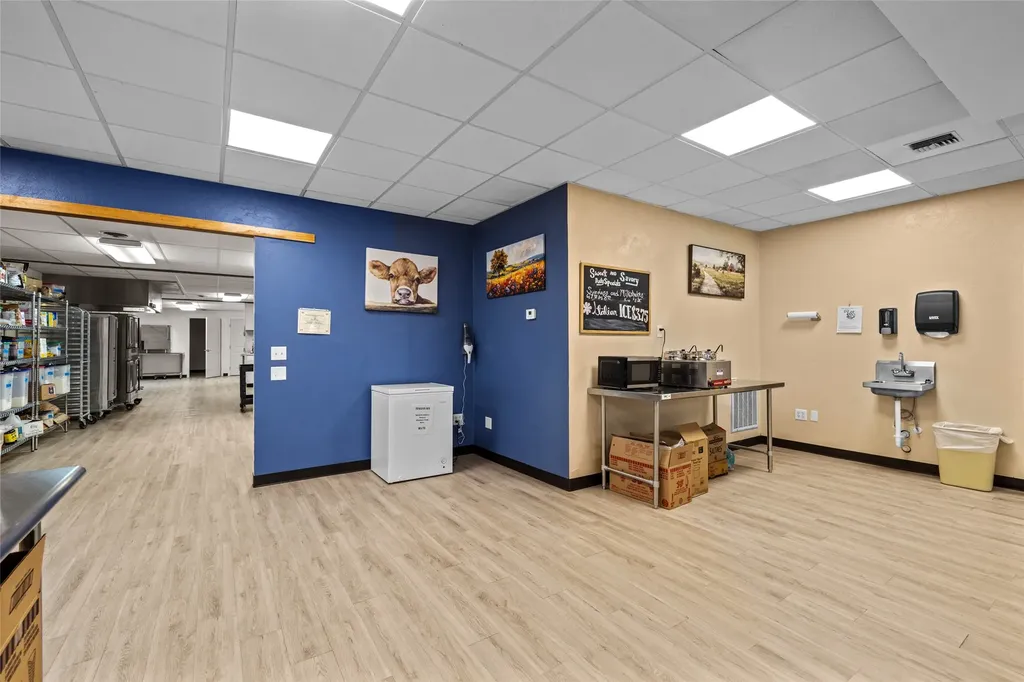 1282 Us Highway 2 Kalispell MT 59901
