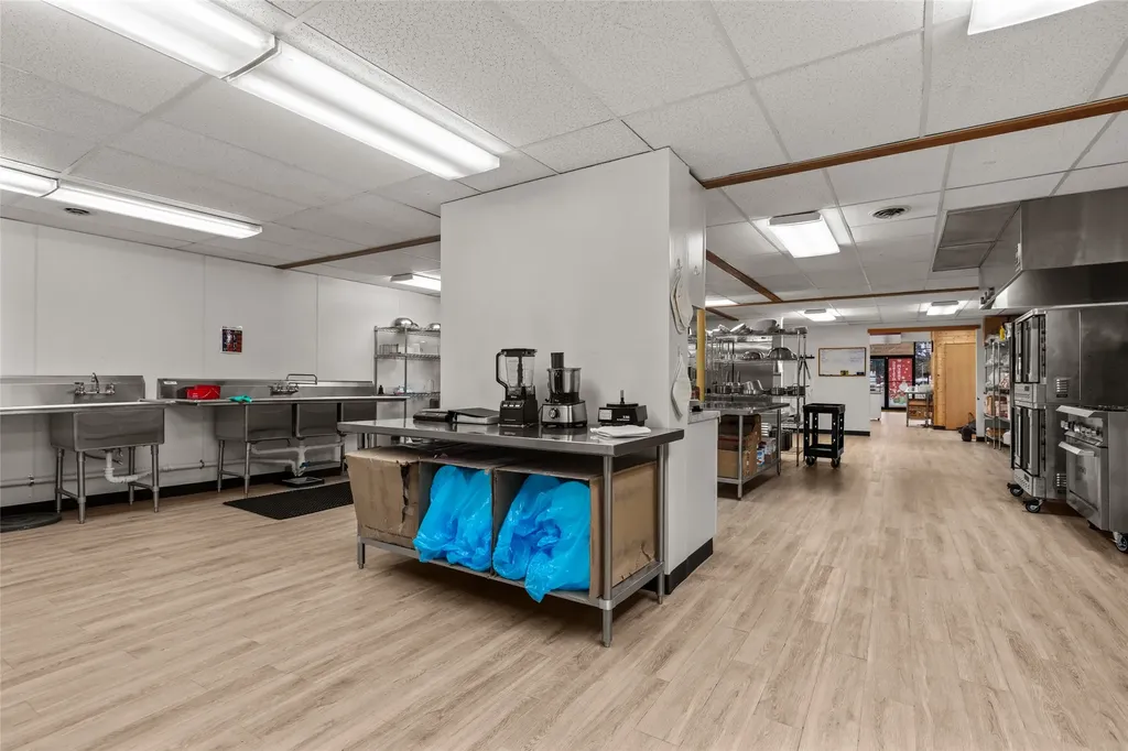 1282 Us Highway 2 Kalispell MT 59901