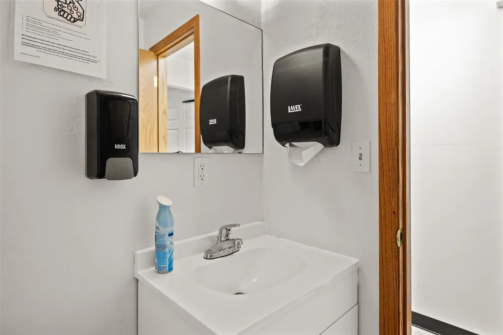 1282 Us Highway 2 Kalispell MT 59901