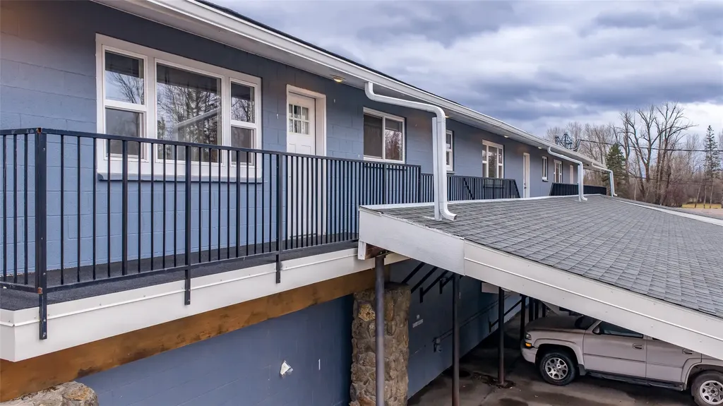 1282 Us Highway 2 Kalispell MT 59901