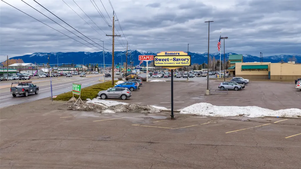1282 Us Highway 2 Kalispell MT 59901