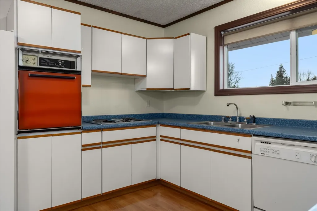 1282 Us Highway 2 Kalispell MT 59901