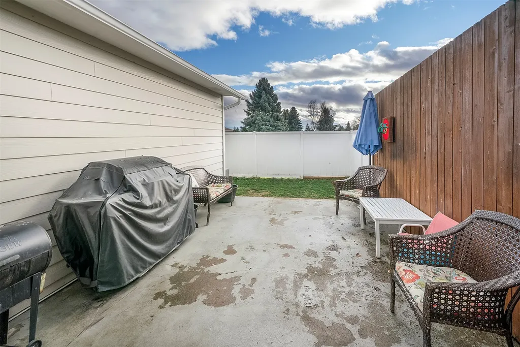 112 O'brien Terrace Bigfork MT 59911