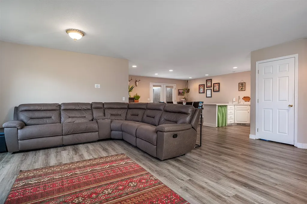 112 O'brien Terrace Bigfork MT 59911