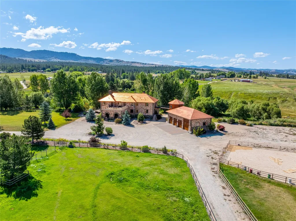 859 Hamilton Heights Road Corvallis MT 59828