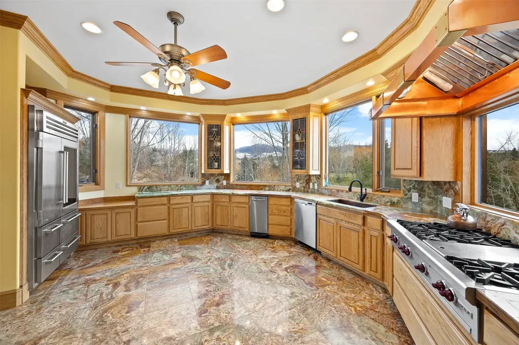 859 Hamilton Heights Road Corvallis MT 59828