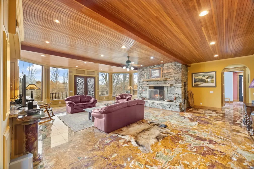 859 Hamilton Heights Road Corvallis MT 59828