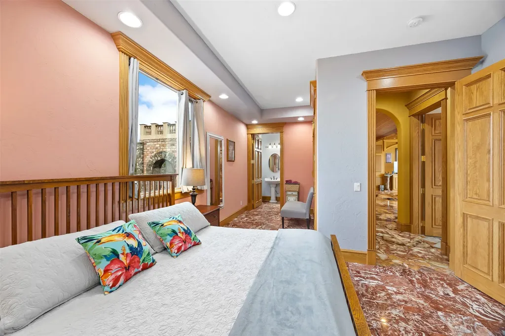 859 Hamilton Heights Road Corvallis MT 59828