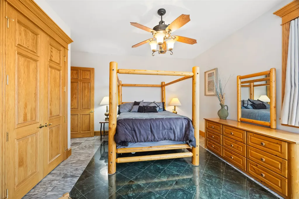 859 Hamilton Heights Road Corvallis MT 59828