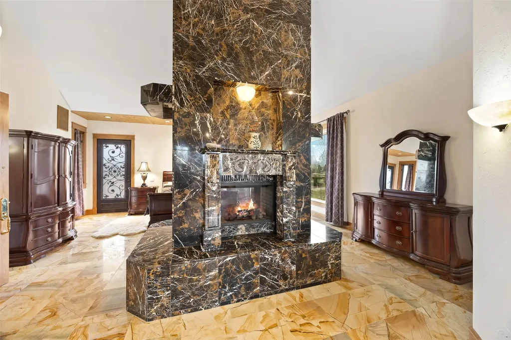 859 Hamilton Heights Road Corvallis MT 59828