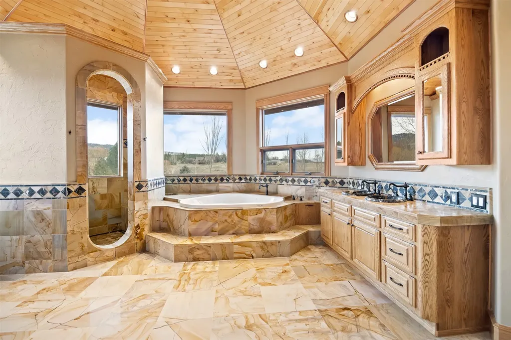 859 Hamilton Heights Road Corvallis MT 59828