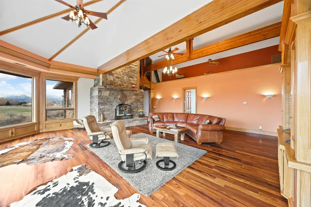 859 Hamilton Heights Road Corvallis MT 59828