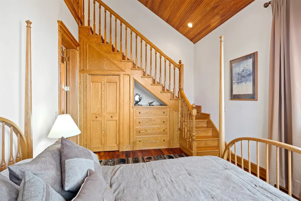 859 Hamilton Heights Road Corvallis MT 59828