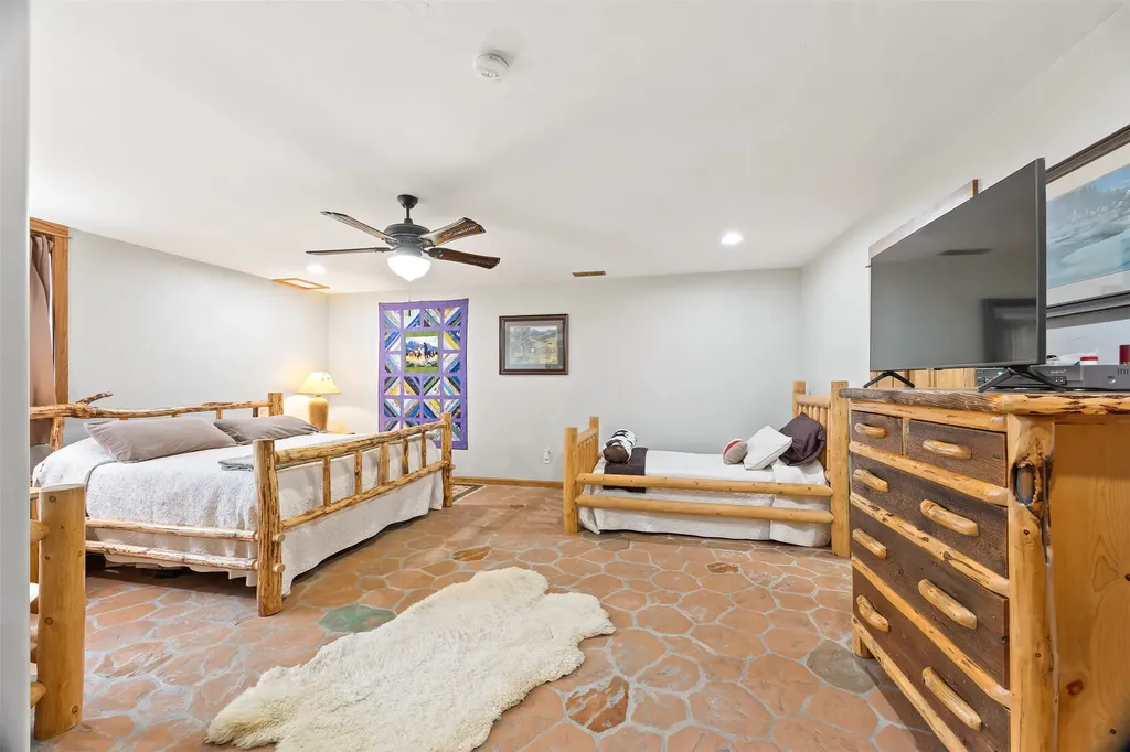 859 Hamilton Heights Road Corvallis MT 59828