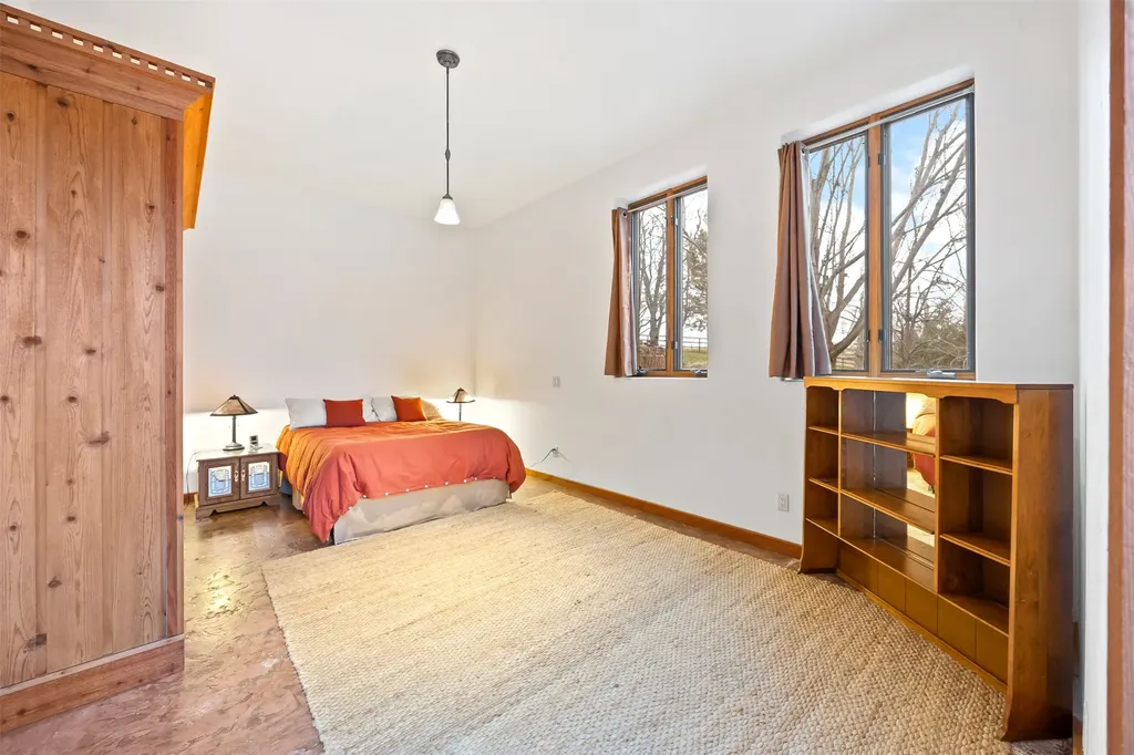 859 Hamilton Heights Road Corvallis MT 59828