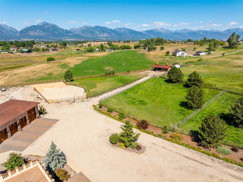 859 Hamilton Heights Road Corvallis MT 59828
