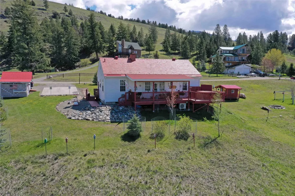 156 Bootleg Road Eureka MT 59917