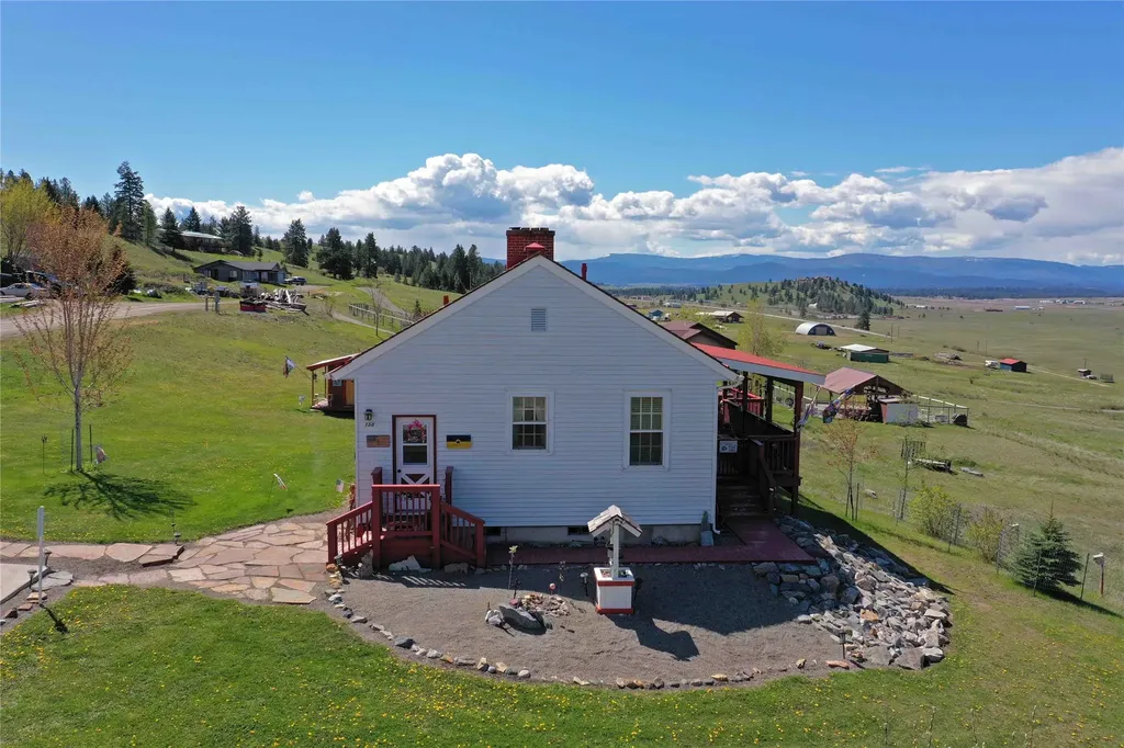 156 Bootleg Road Eureka MT 59917