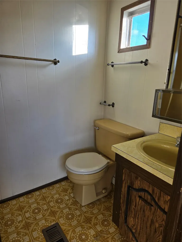 2504 Parrot Street Butte MT 59701