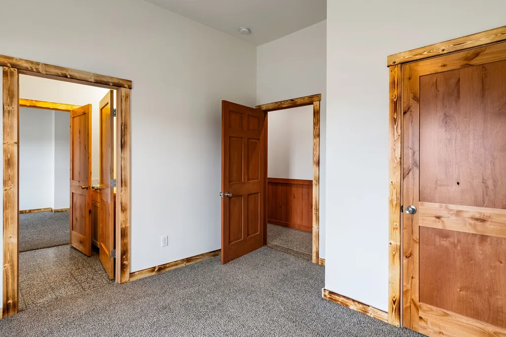 9 Hawks Court Sheridan MT 59749