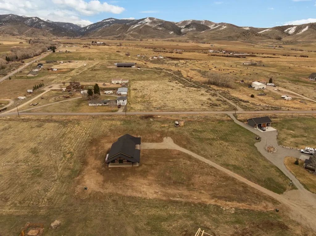 9 Hawks Court Sheridan MT 59749