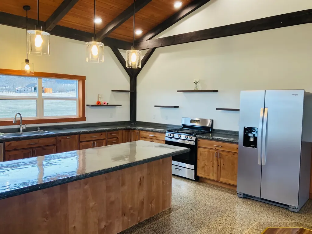 9 Hawks Court Sheridan MT 59749