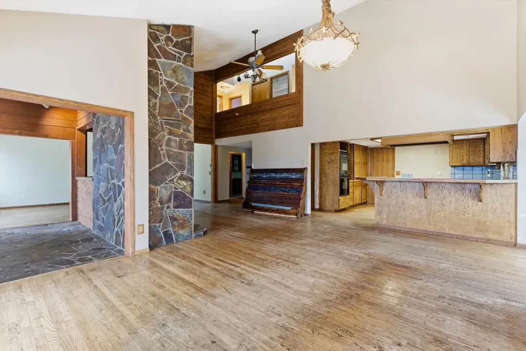 22250 Holy Cross Way Proctor MT 59929