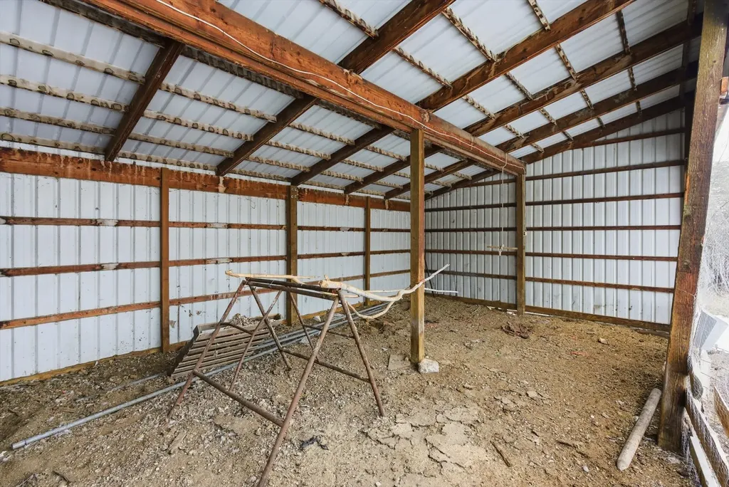 22250 Holy Cross Way Proctor MT 59929