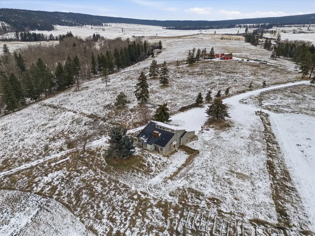 22250 Holy Cross Way Proctor MT 59929