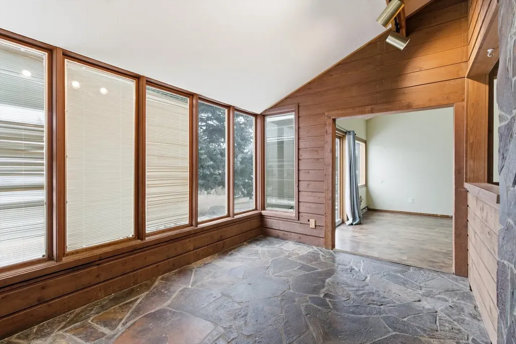 22250 Holy Cross Way Proctor MT 59929