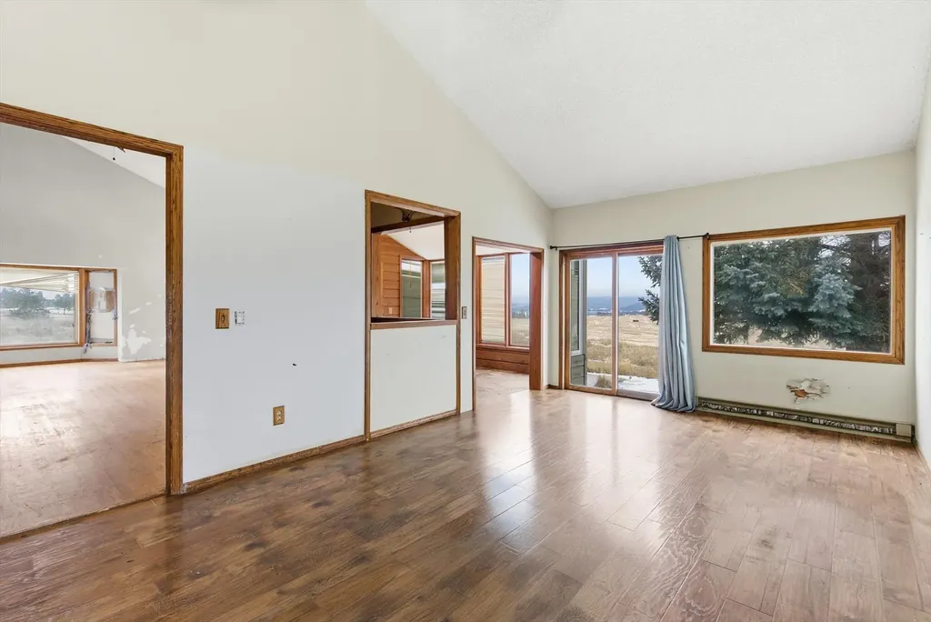 22250 Holy Cross Way Proctor MT 59929