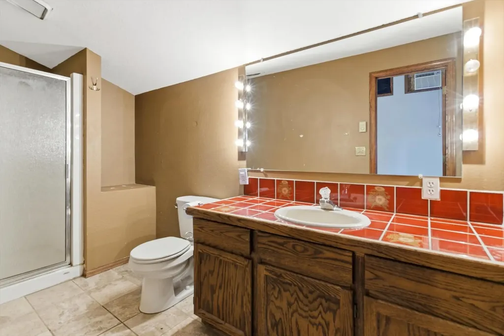 22250 Holy Cross Way Proctor MT 59929